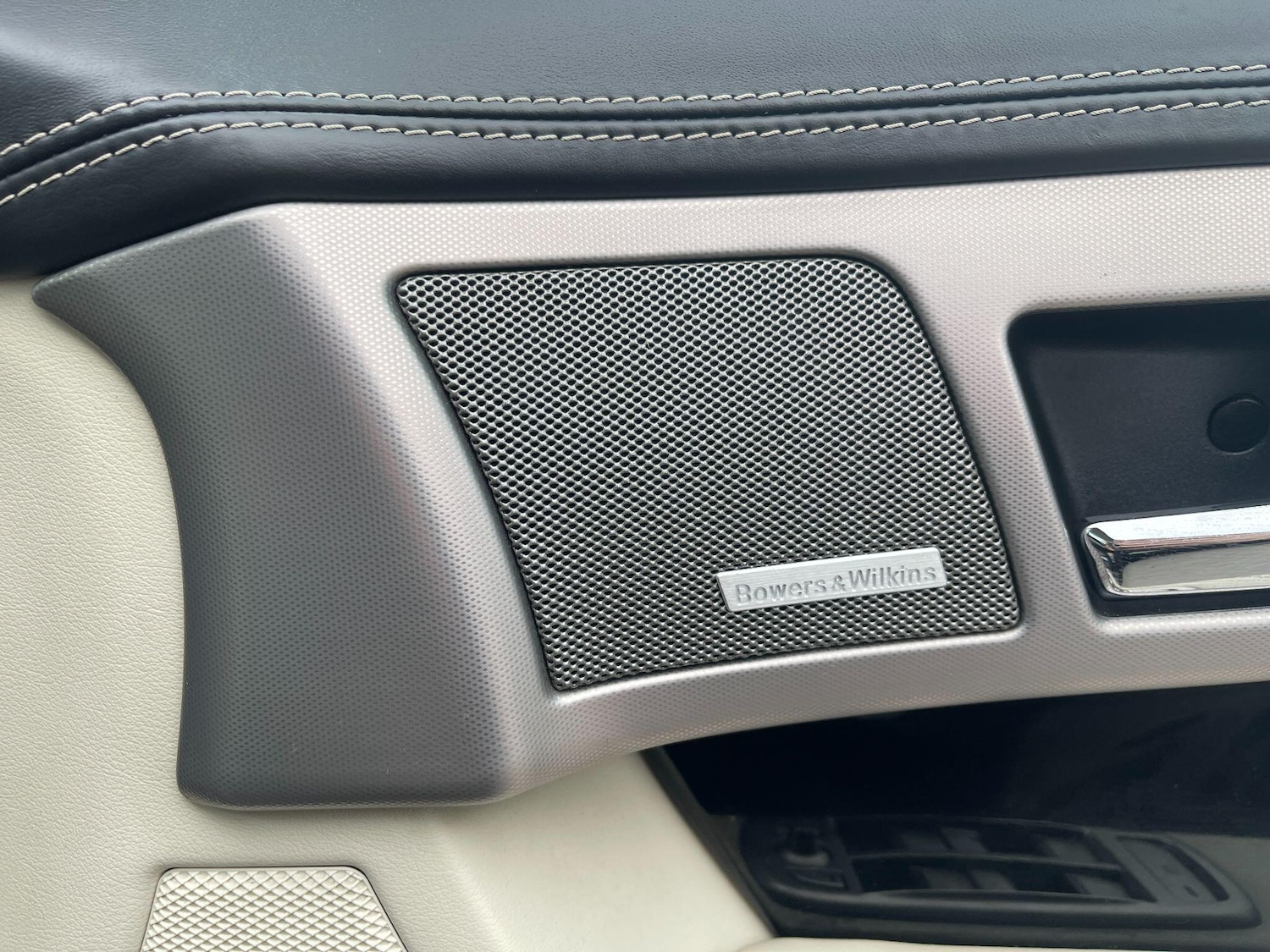 Used Jaguar XF 2011 for sale - 76399203: Photo 69