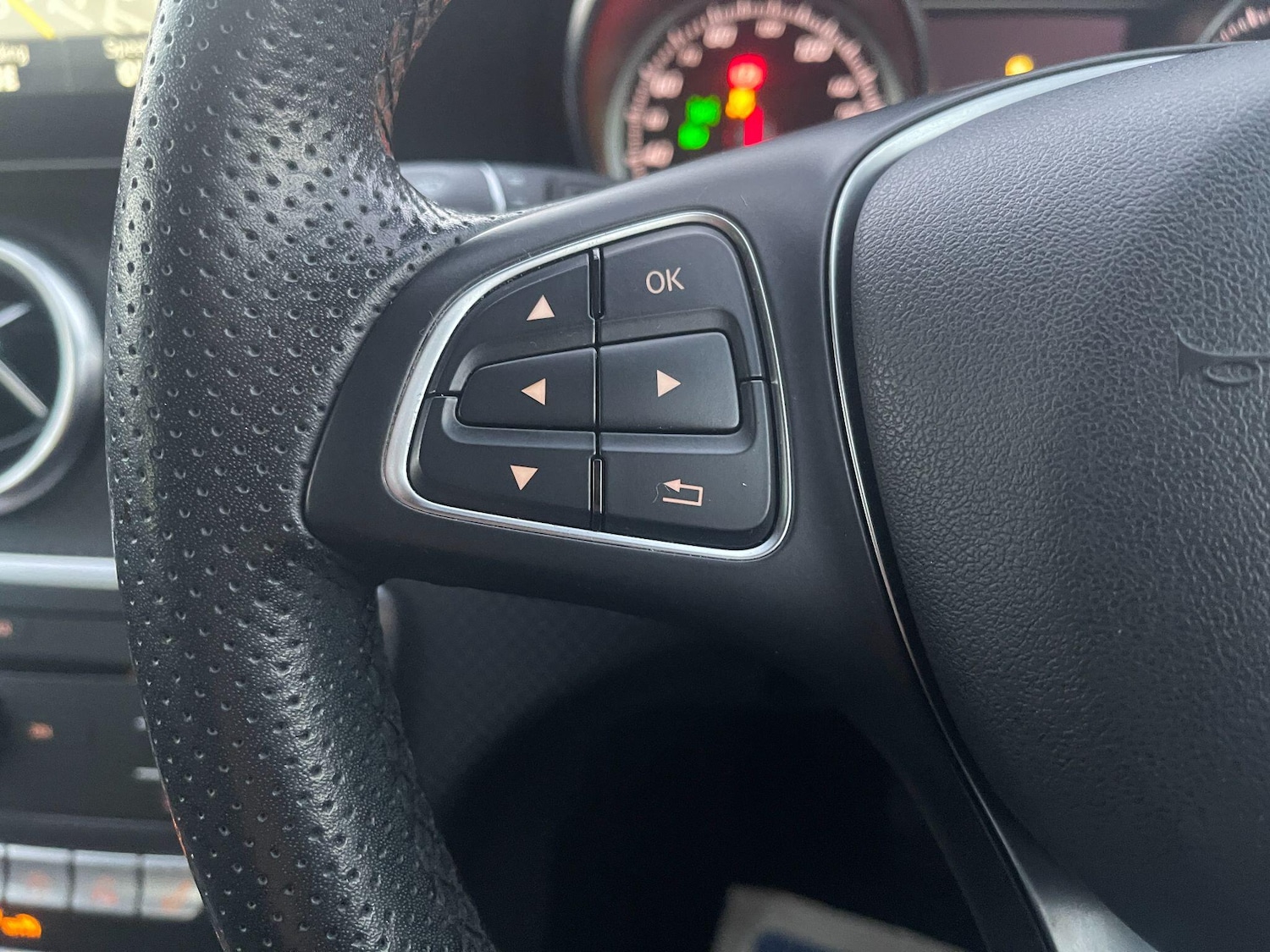 Used Mercedes-Benz A-Class 2017 for sale - 76701240: Photo 16