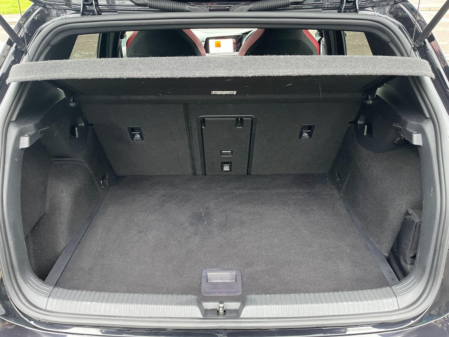 Used Volkswagen Golf 2021 for sale - 77203005: Photo 31