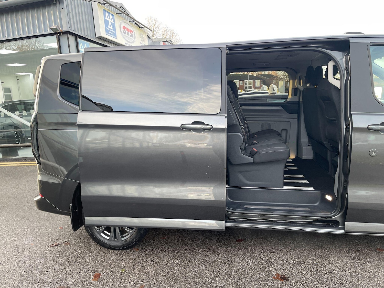 Used Ford Tourneo Custom 2024 for sale - 76380528: Photo 9