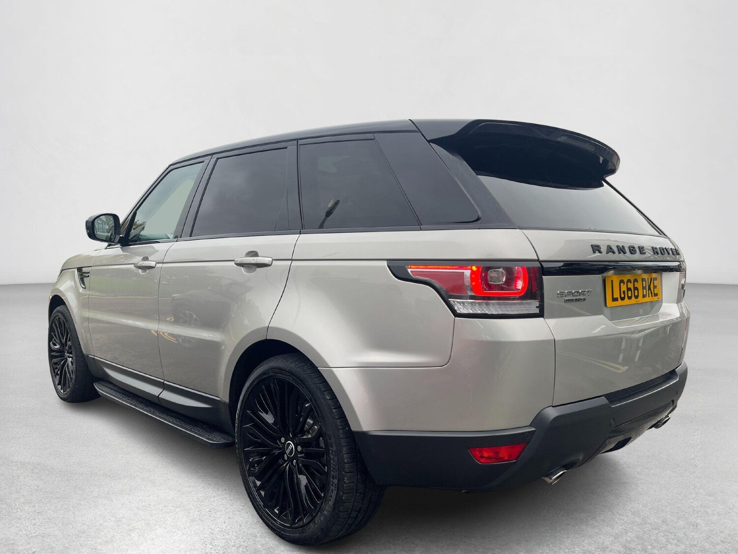 Used Land Rover Range Rover Sport 2016 for sale - 76179404: Photo 22