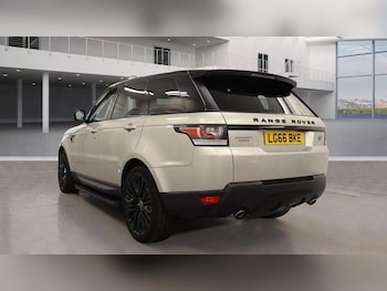 Used Land Rover Range Rover Sport 2016 for sale - 76179404: Photo 3