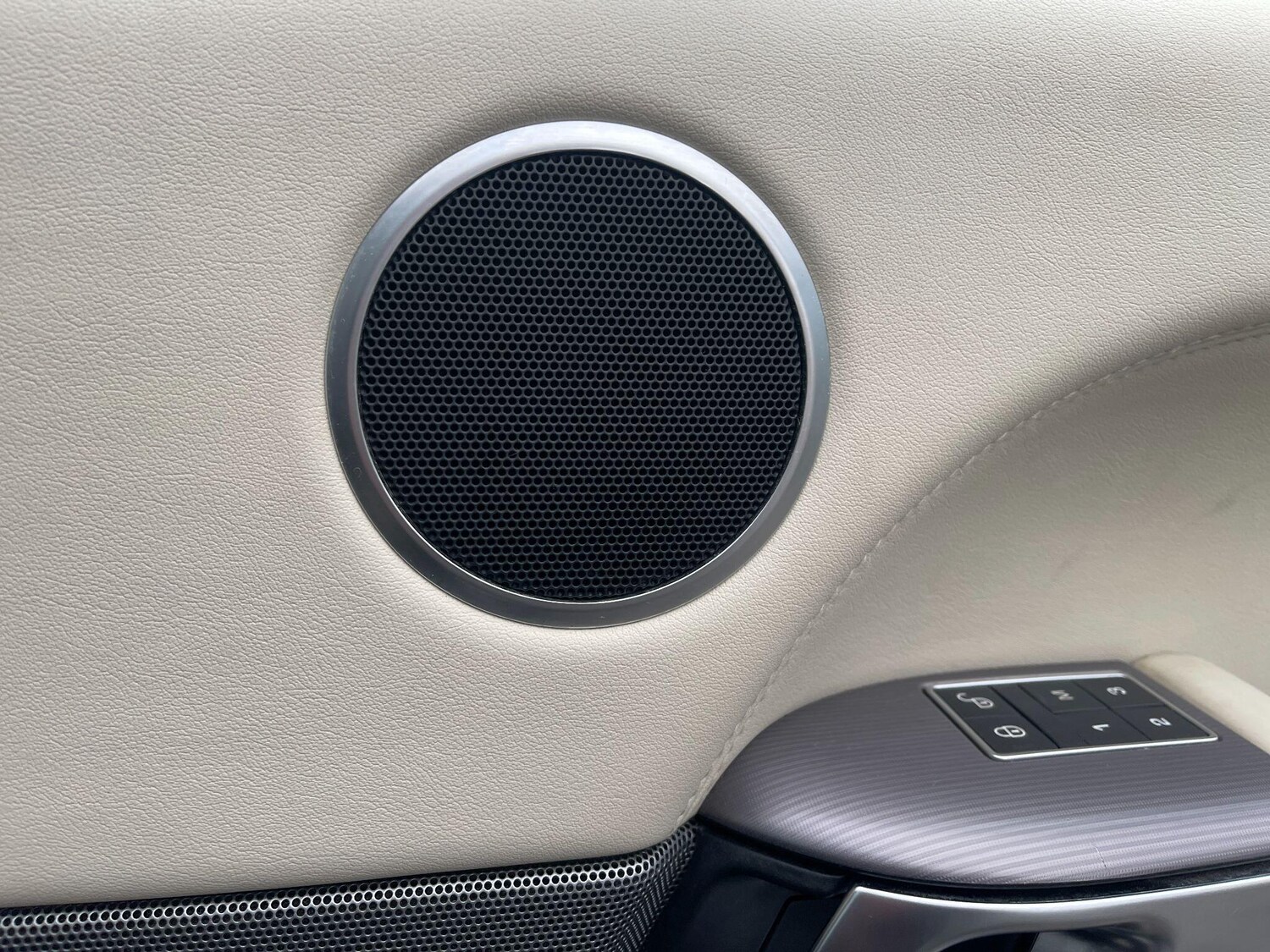 Used Land Rover Range Rover Sport 2016 for sale - 76179404: Photo 48