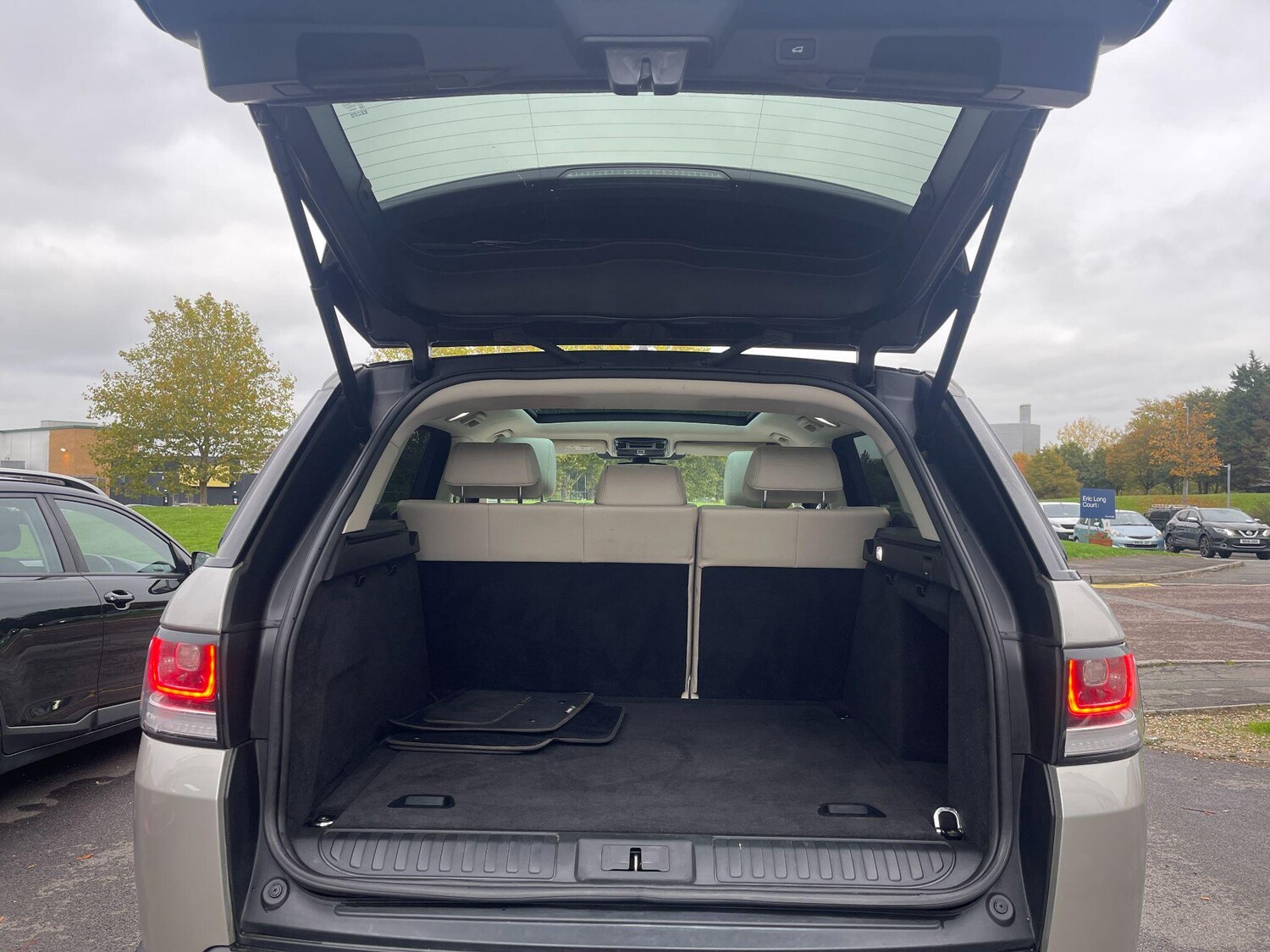 Used Land Rover Range Rover Sport 2016 for sale - 76179404: Photo 71