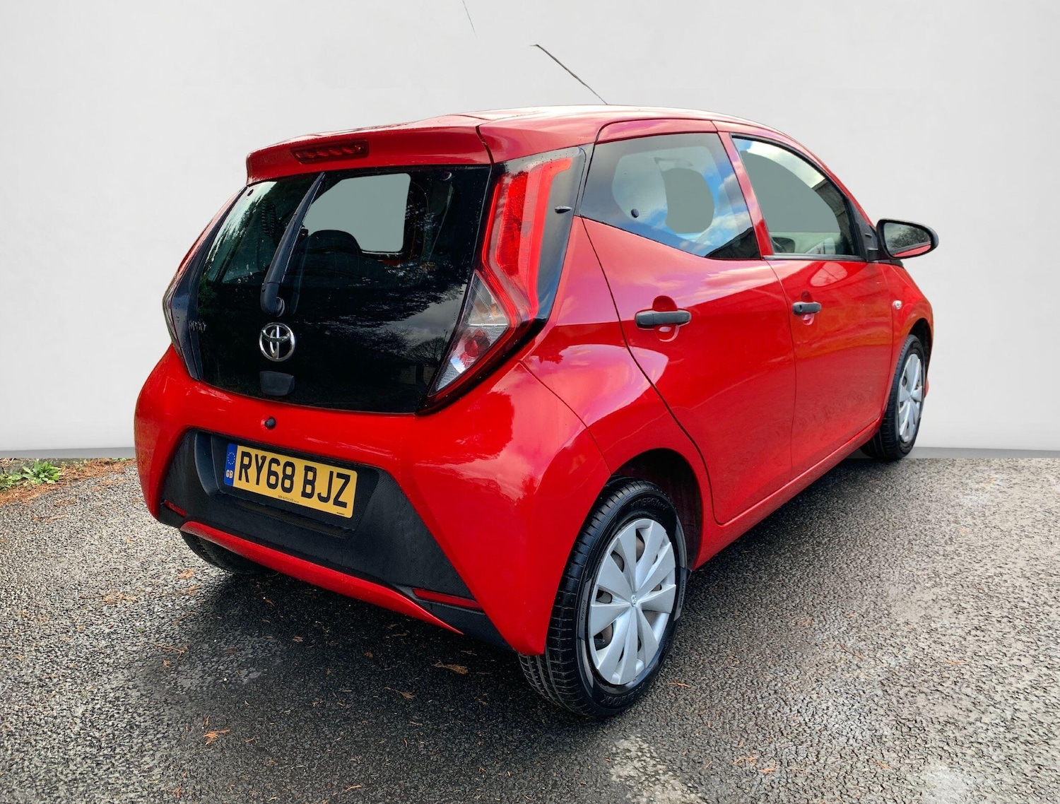 Used Toyota AYGO 2019 for sale - 76987764: Photo 6