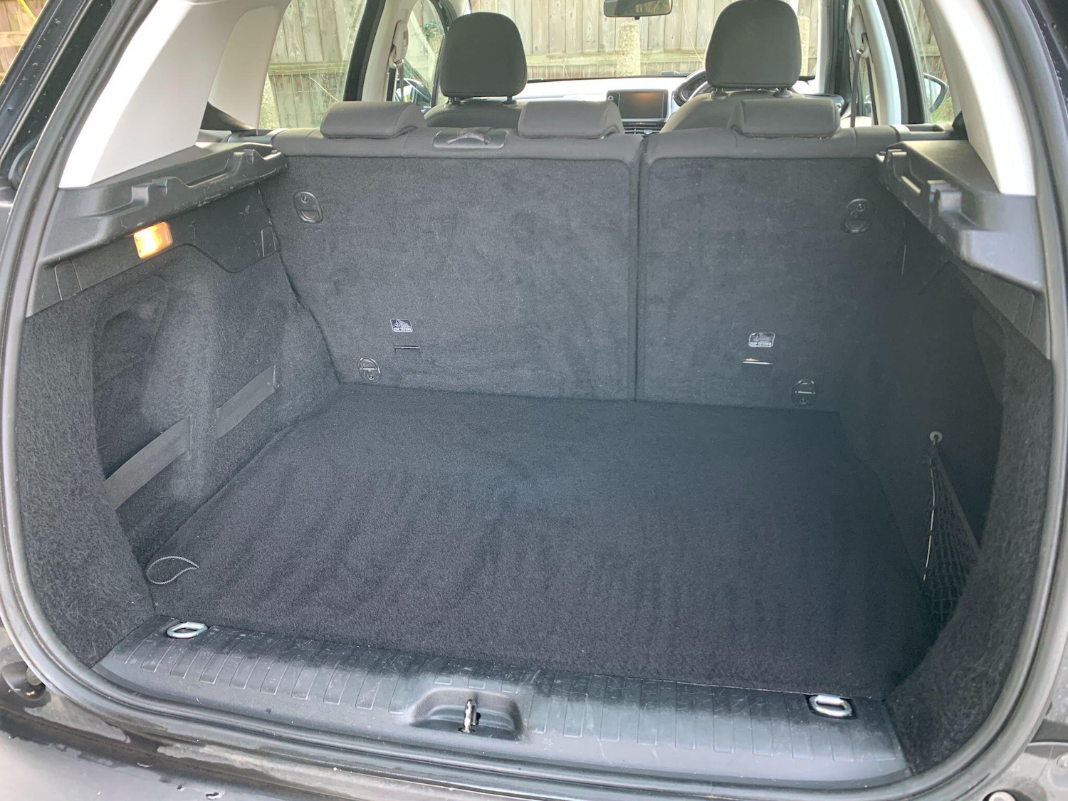 Used Peugeot 2008 2015 for sale - 76786671: Photo 20