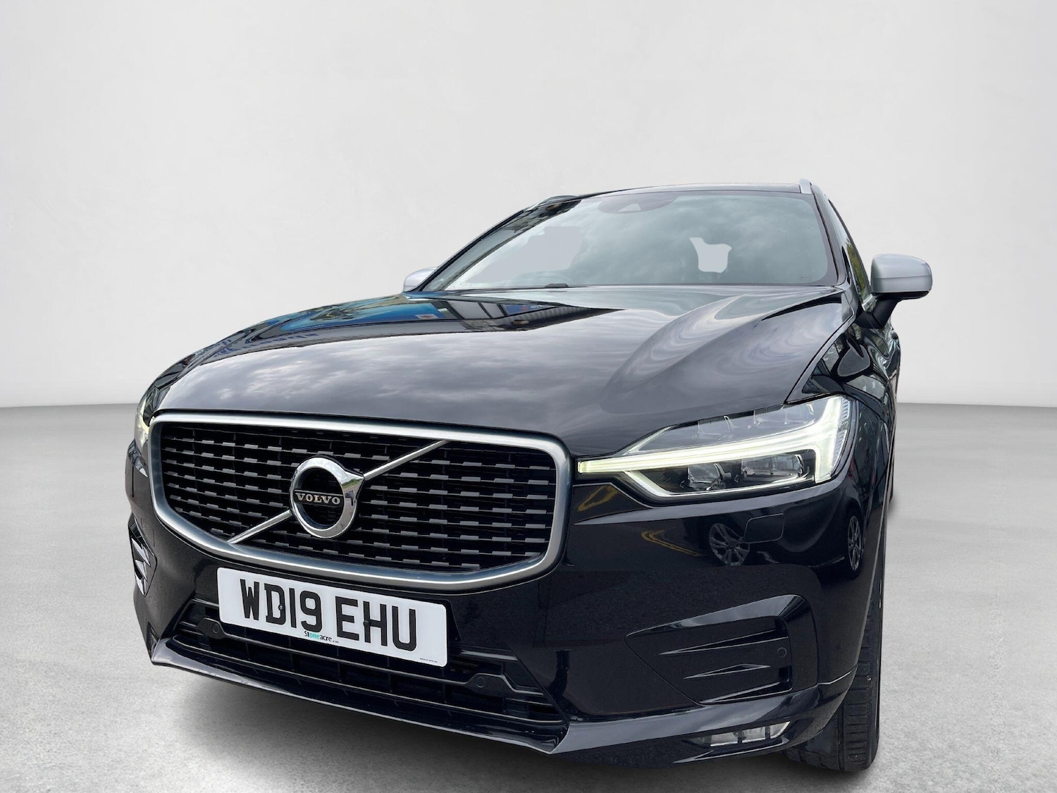 Used Volvo XC60 2019 for sale - 76094237: Photo 2