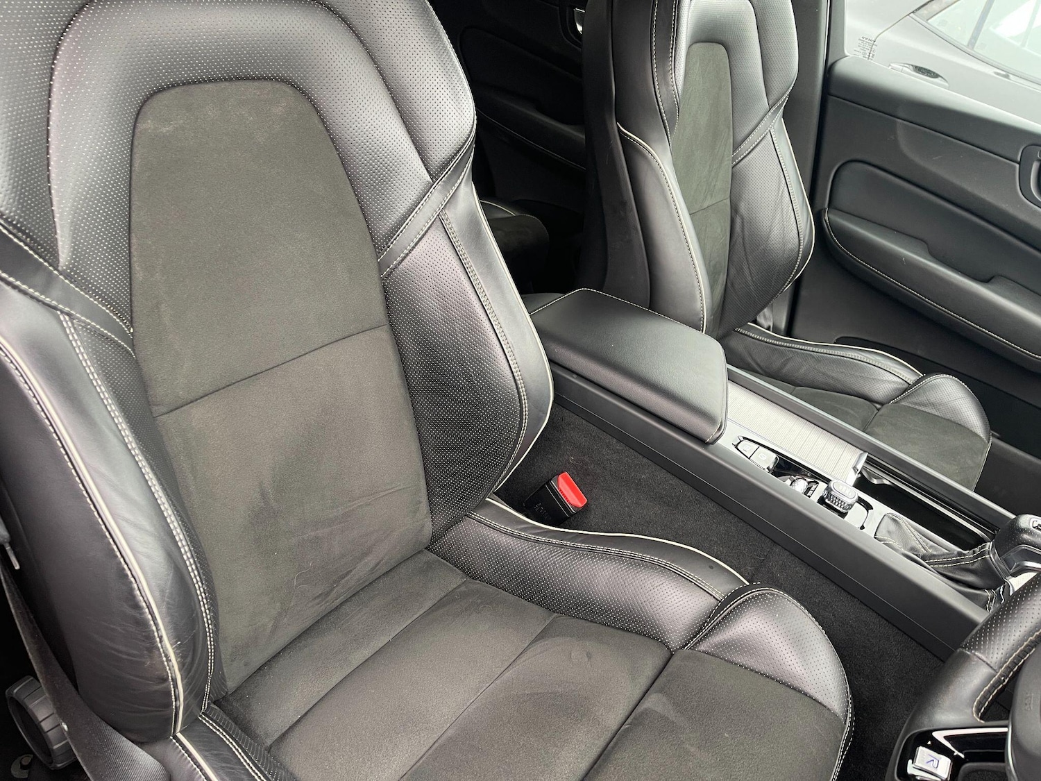 Used Volvo XC60 2019 for sale - 76094237: Photo 49