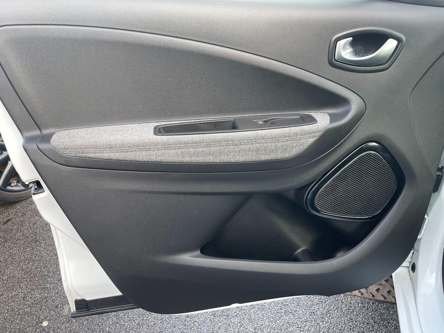 Used Renault Zoe 2020 for sale - 77395847: Photo 23