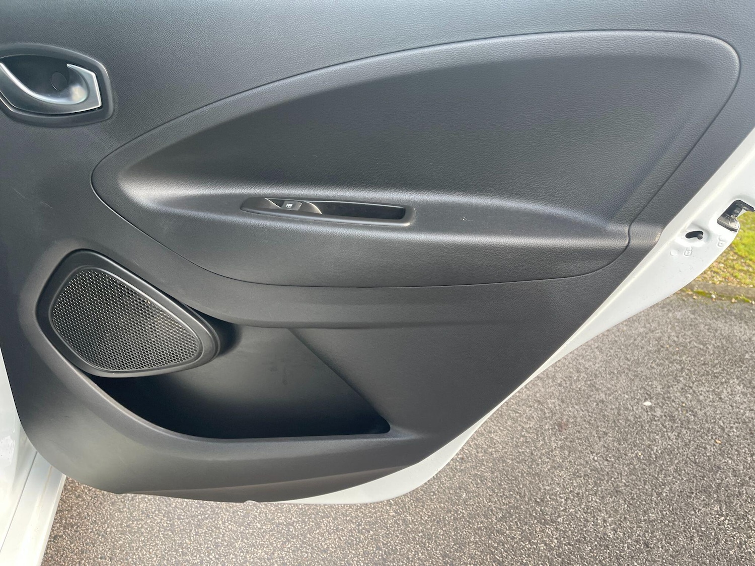 Used Renault Zoe 2020 for sale - 77395847: Photo 24