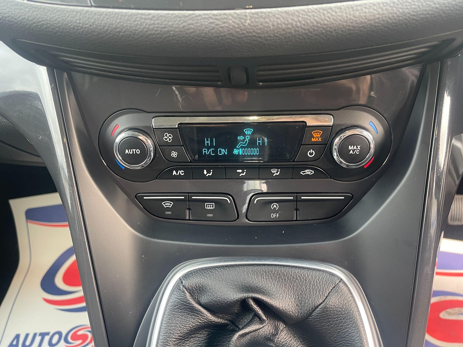 Used Ford Kuga 2015 for sale - 76408531: Photo 64