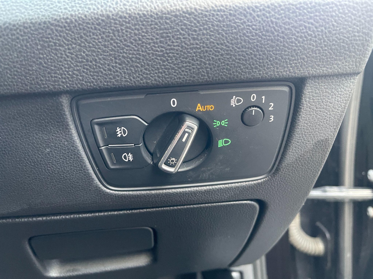 Used Volkswagen Passat 2015 for sale - 76753034: Photo 19