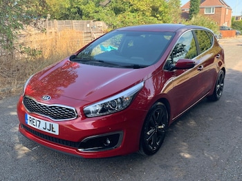 Used Kia Ceed 2017 for sale - 79348736: Photo
