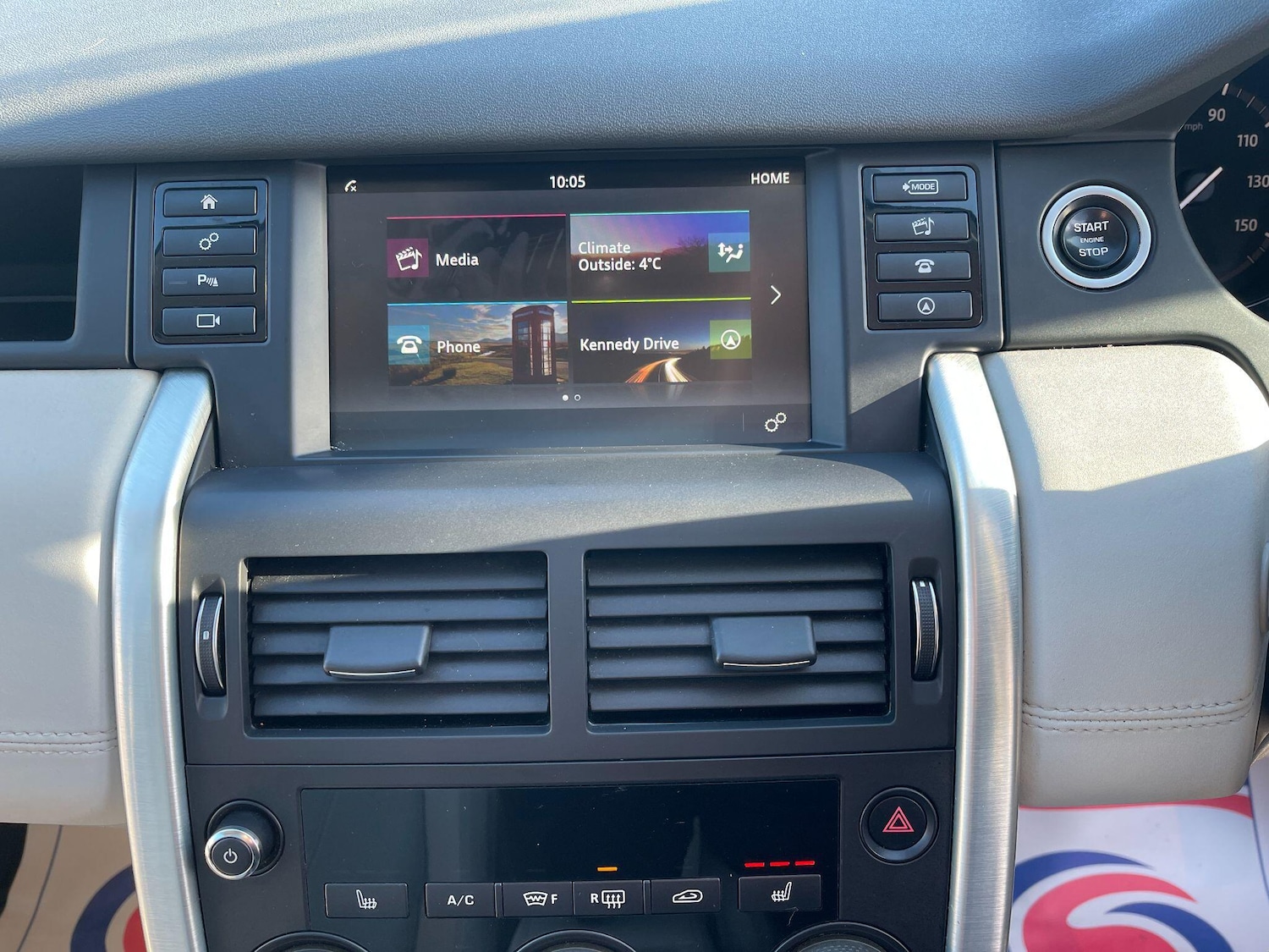 Used Land Rover Discovery Sport 2018 for sale - 77440702: Photo 35