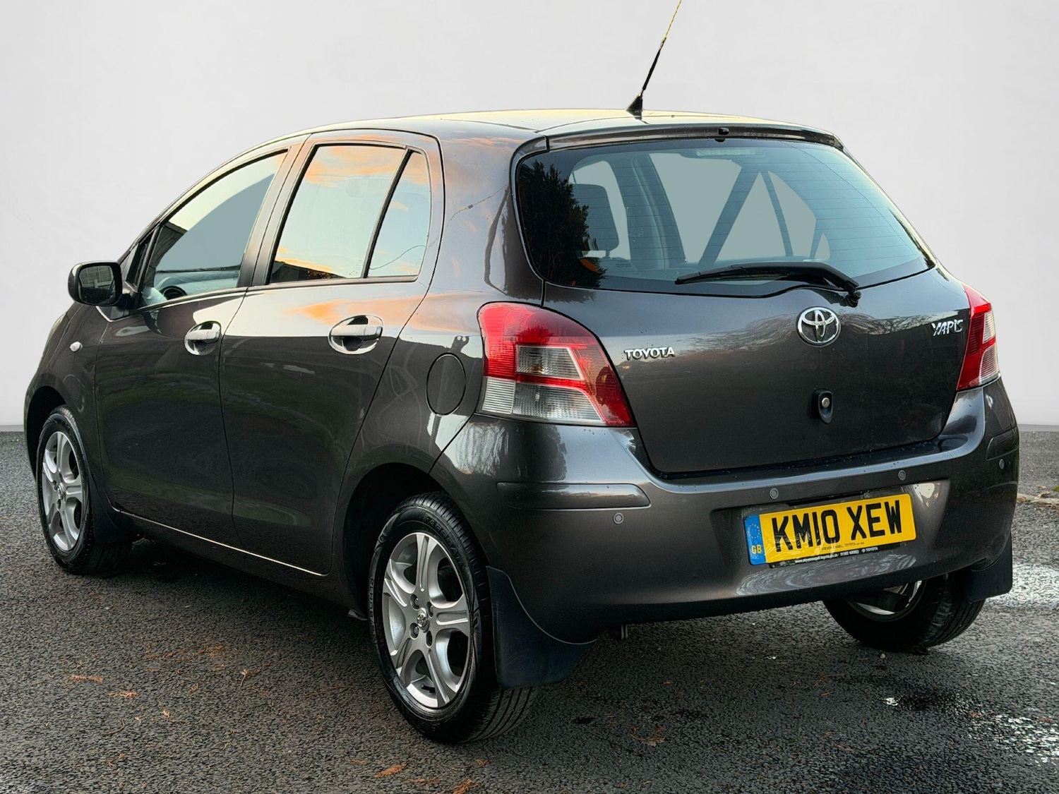 Used Toyota Yaris 2010 for sale - 76989506: Photo 4