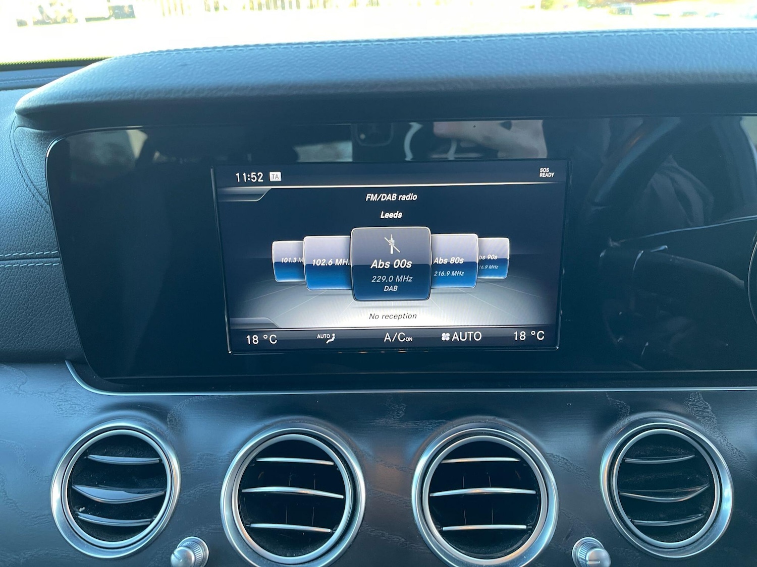 Used Mercedes-Benz E Class 2018 for sale - 76408986: Photo 30