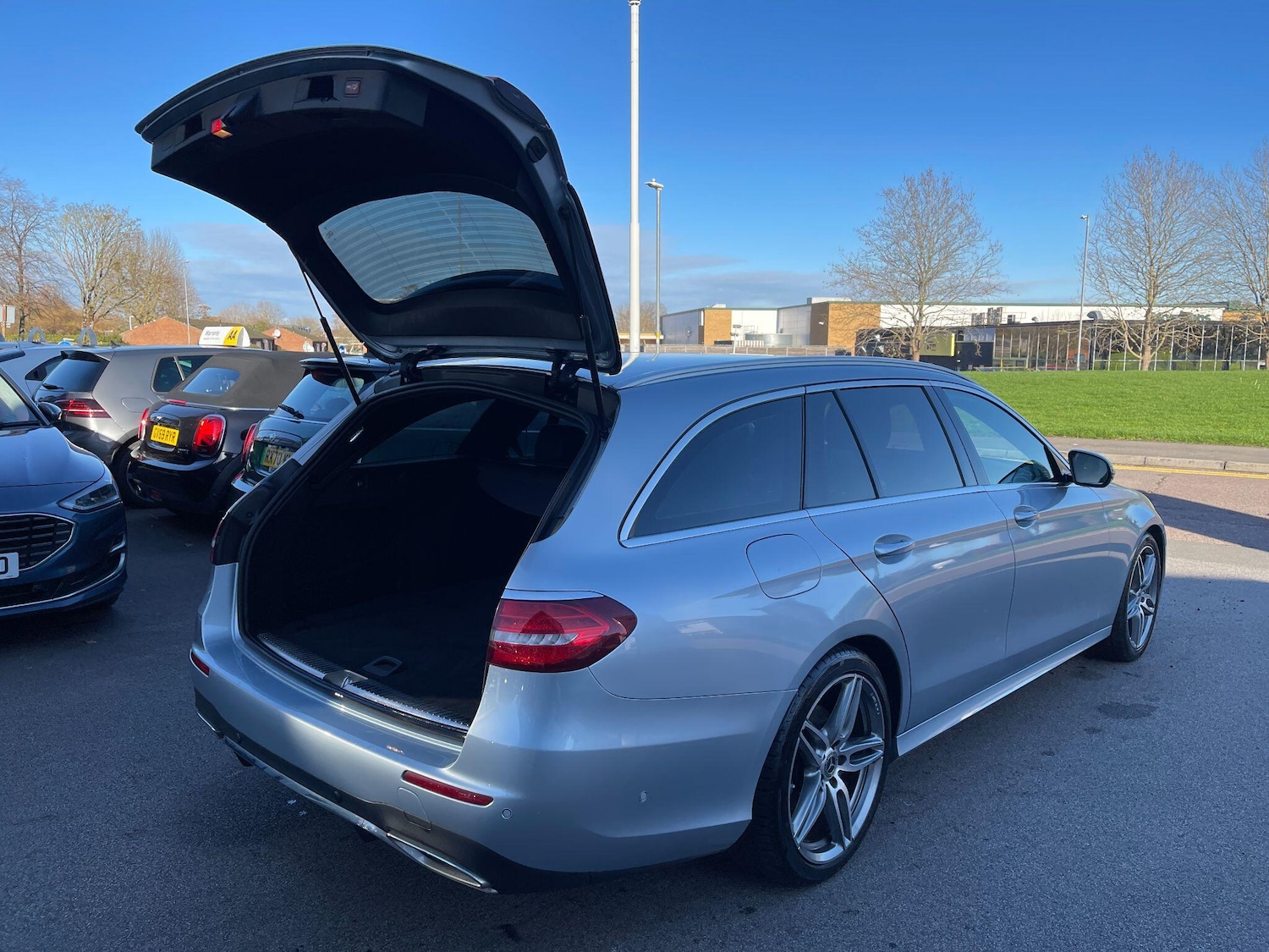 Used Mercedes-Benz E Class 2018 for sale - 76408986: Photo 32