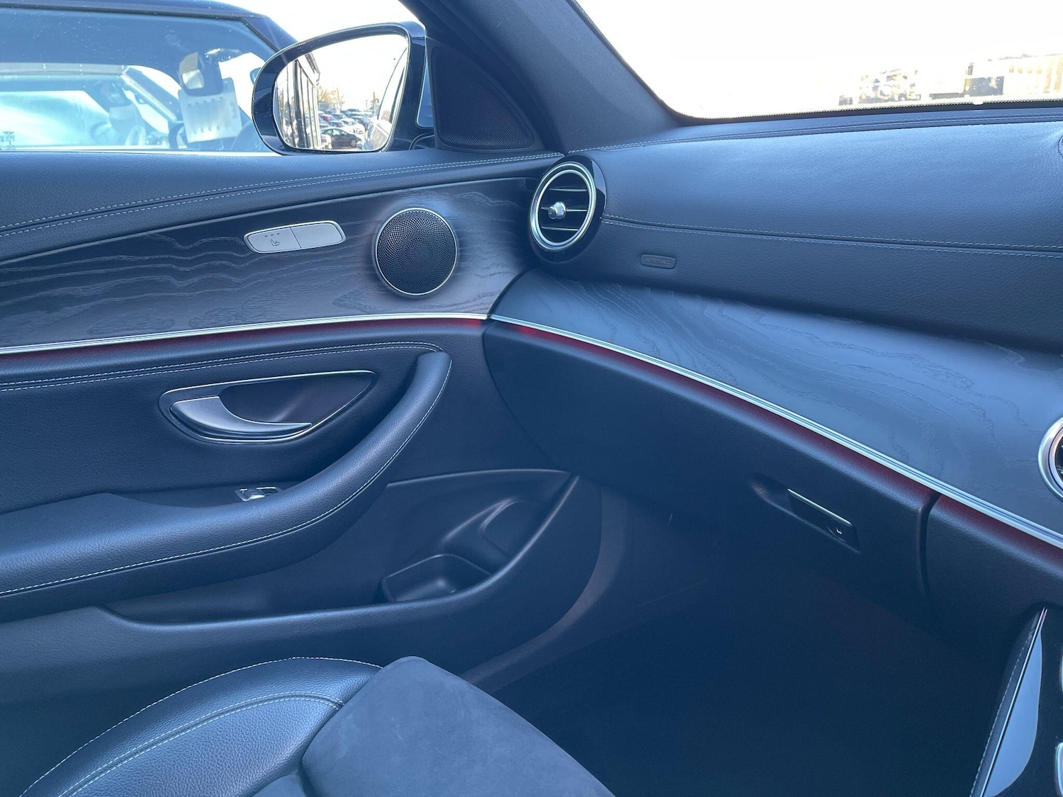 Used Mercedes-Benz E Class 2018 for sale - 76408986: Photo 41