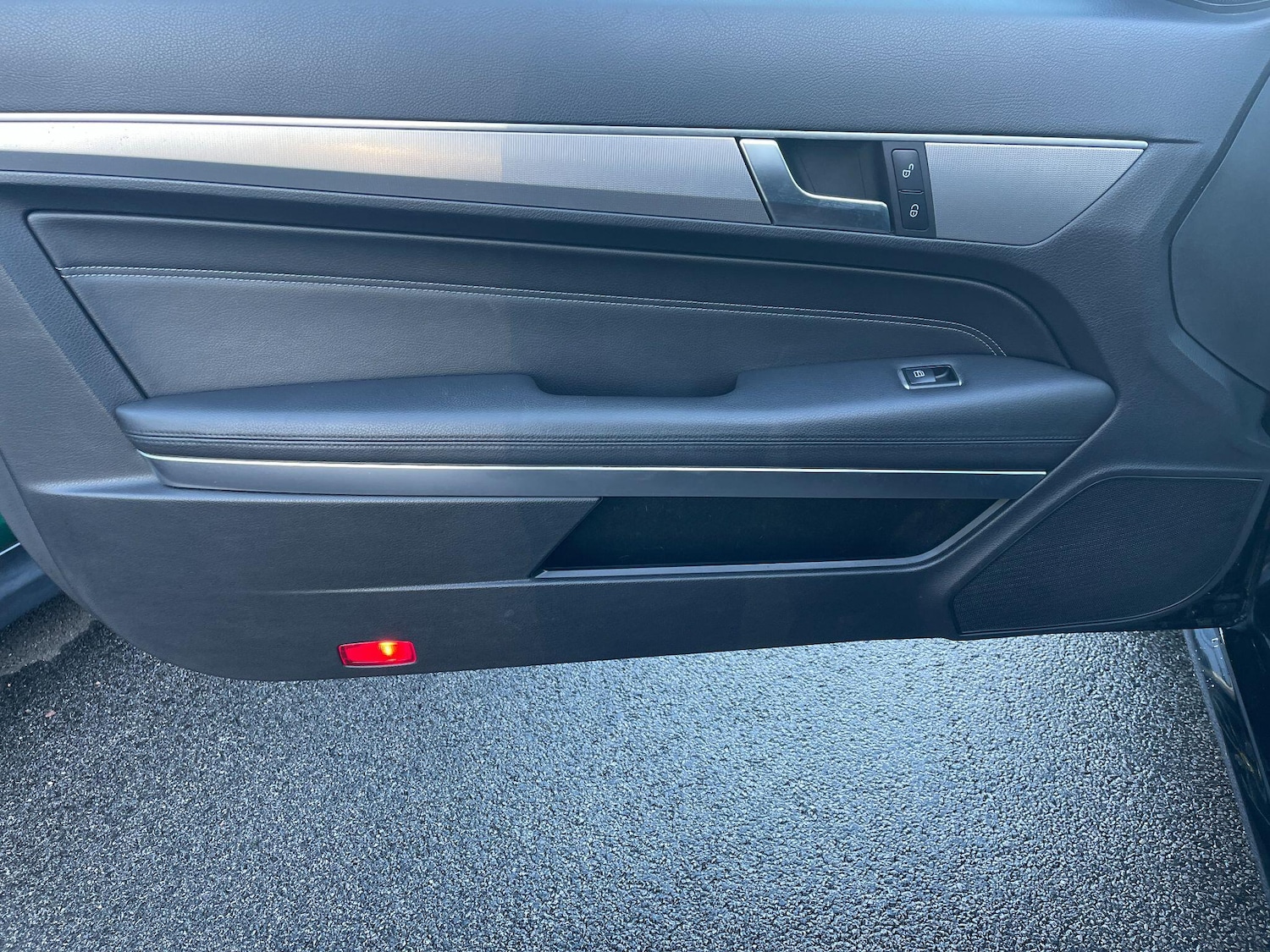 Used Mercedes-Benz E Class 2013 for sale - 77658387: Photo 23