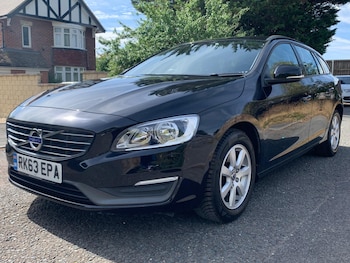 Used Volvo V60 2013 for sale - 79349383: Photo