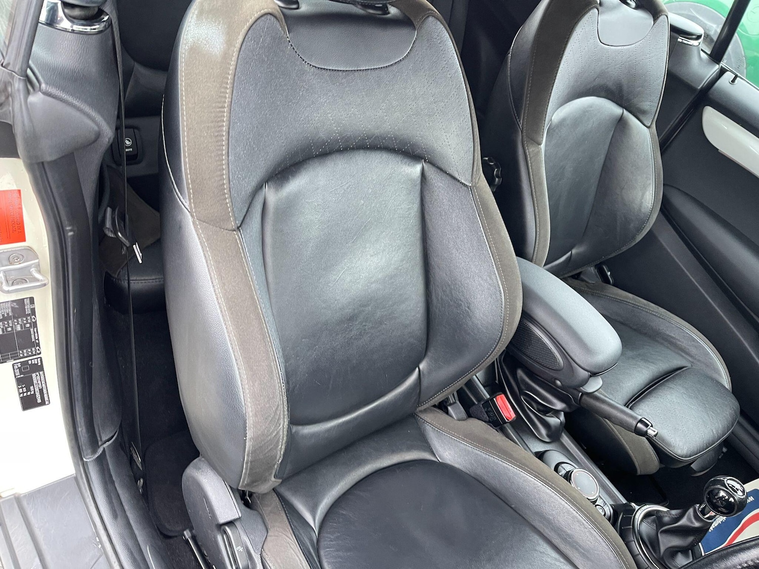 Used MINI Convertible 2016 for sale - 77853509: Photo 13