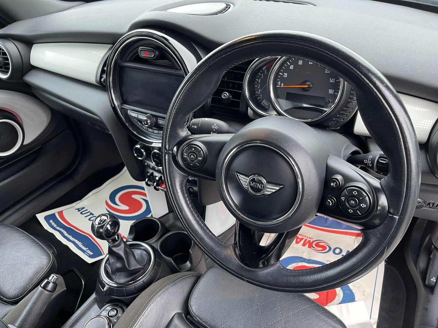 Used MINI Convertible 2016 for sale - 77853509: Photo 23