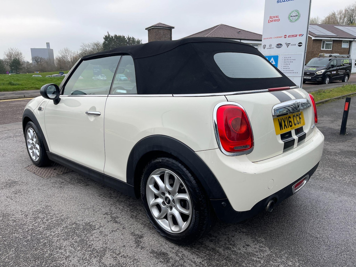 Used MINI Convertible 2016 for sale - 77853509: Photo 5