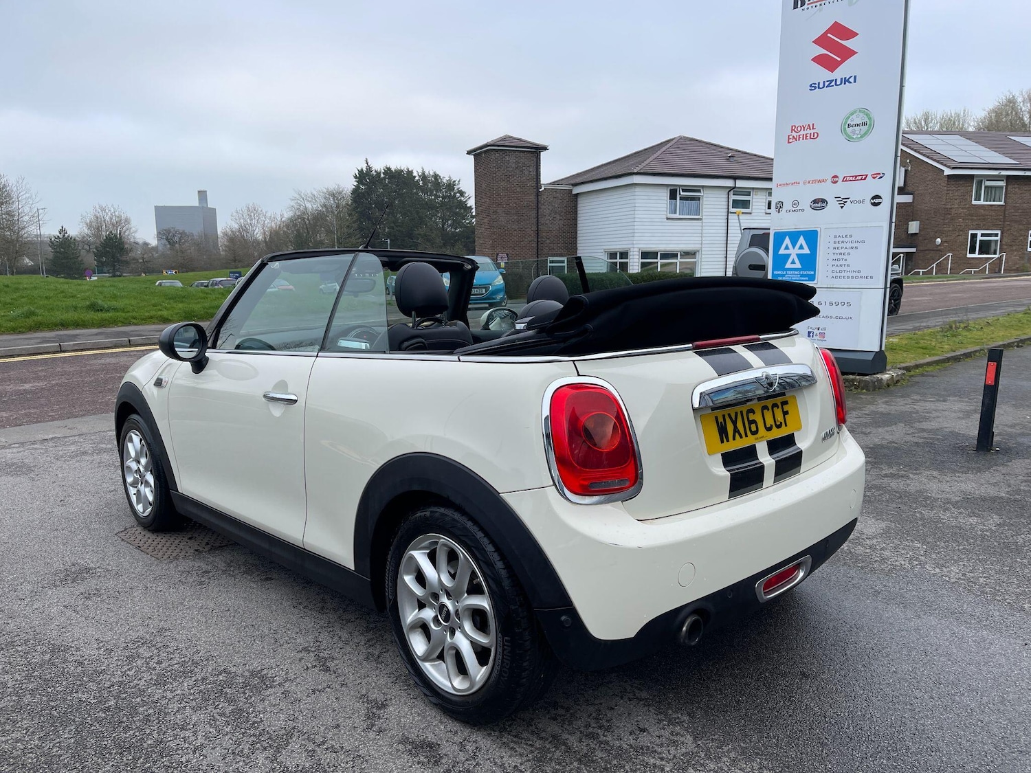 Used MINI Convertible 2016 for sale - 77853509: Photo 9