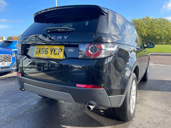 Used Land Rover Discovery Sport 2017 for sale - 75614035: Photo 32