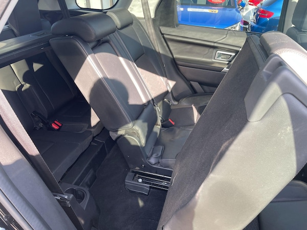 Used Land Rover Discovery Sport 2017 for sale - 75614035: Photo 44