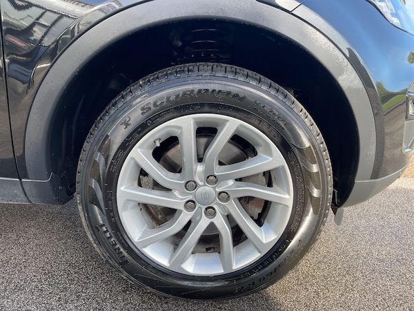Used Land Rover Discovery Sport 2017 for sale - 75614035: Photo 64
