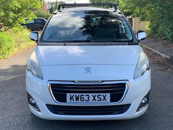 Used Peugeot 5008 2014 for sale - 77768025: Photo