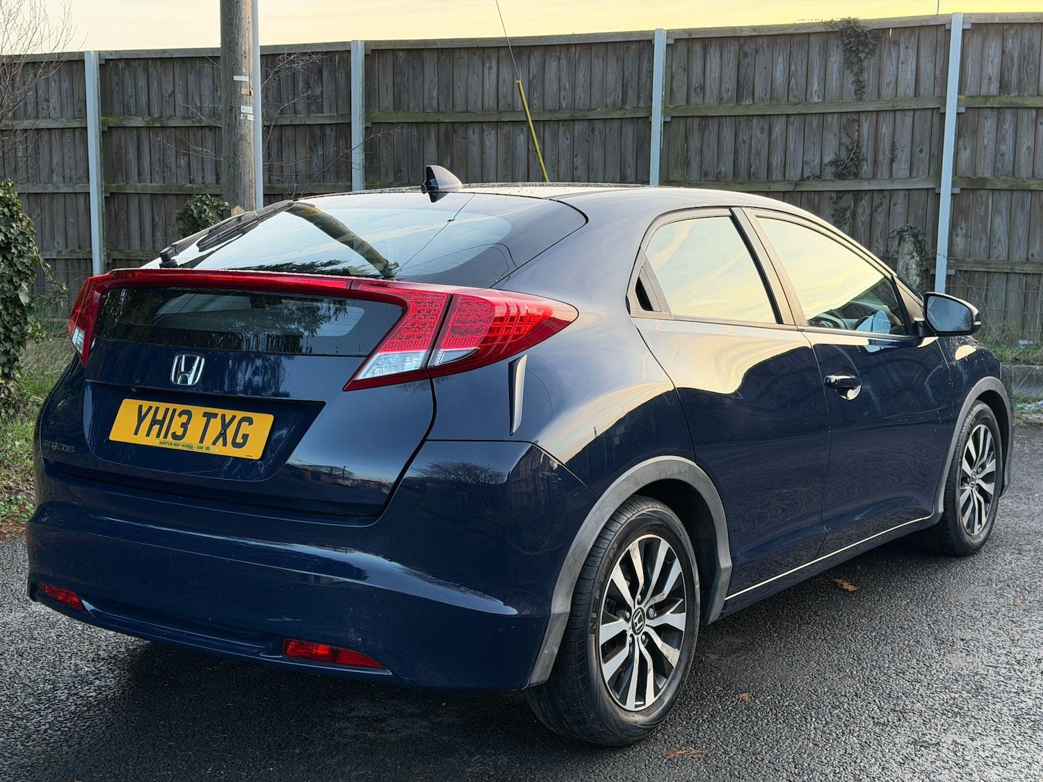 Used Honda Civic 2013 for sale - 76701733: Photo 6