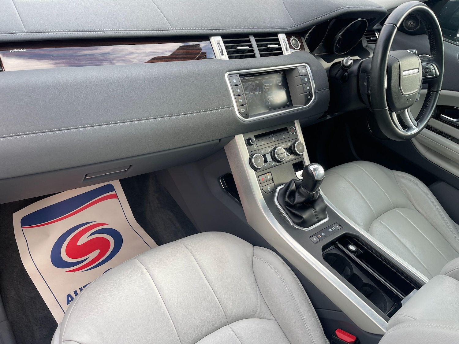 Used Land Rover Range Rover Evoque 2016 for sale - 76380989: Photo 12