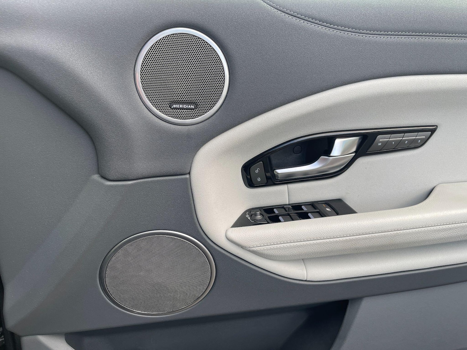 Used Land Rover Range Rover Evoque 2016 for sale - 76380989: Photo 31