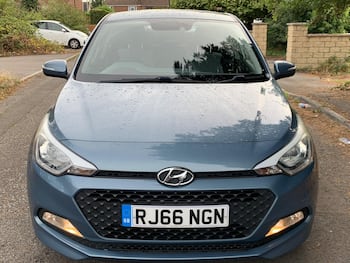 Used Hyundai i20 2016 for sale - 79680932: Photo