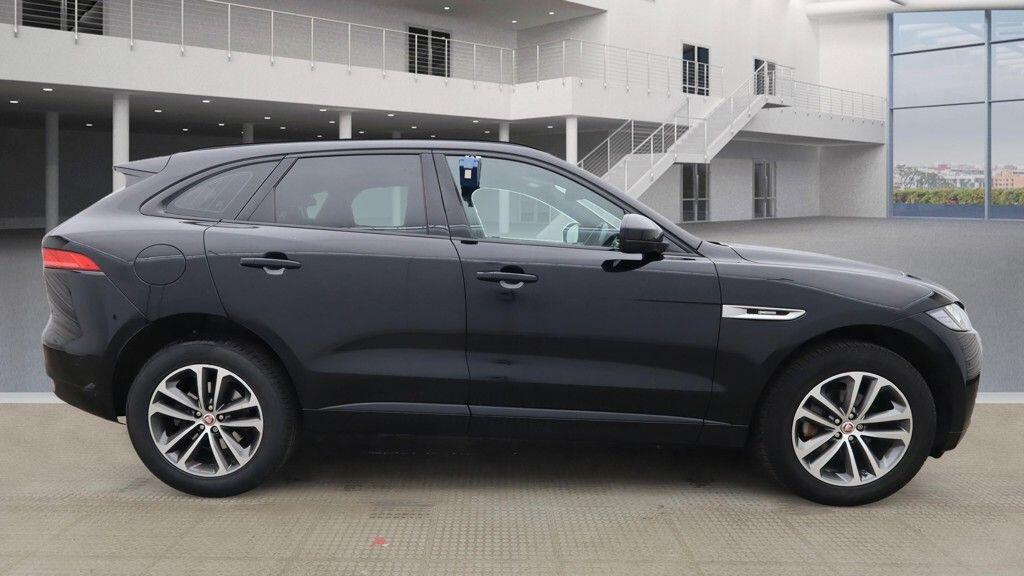 Used Jaguar F-Pace 2017 for sale - 76855763: Photo 11