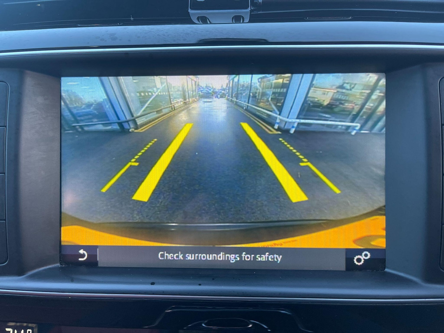 Used Jaguar F-Pace 2017 for sale - 76855763: Photo 32