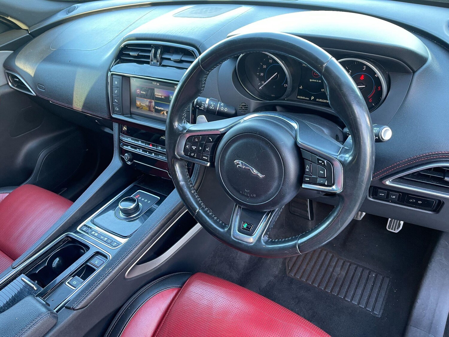 Used Jaguar F-Pace 2017 for sale - 76855763: Photo 36