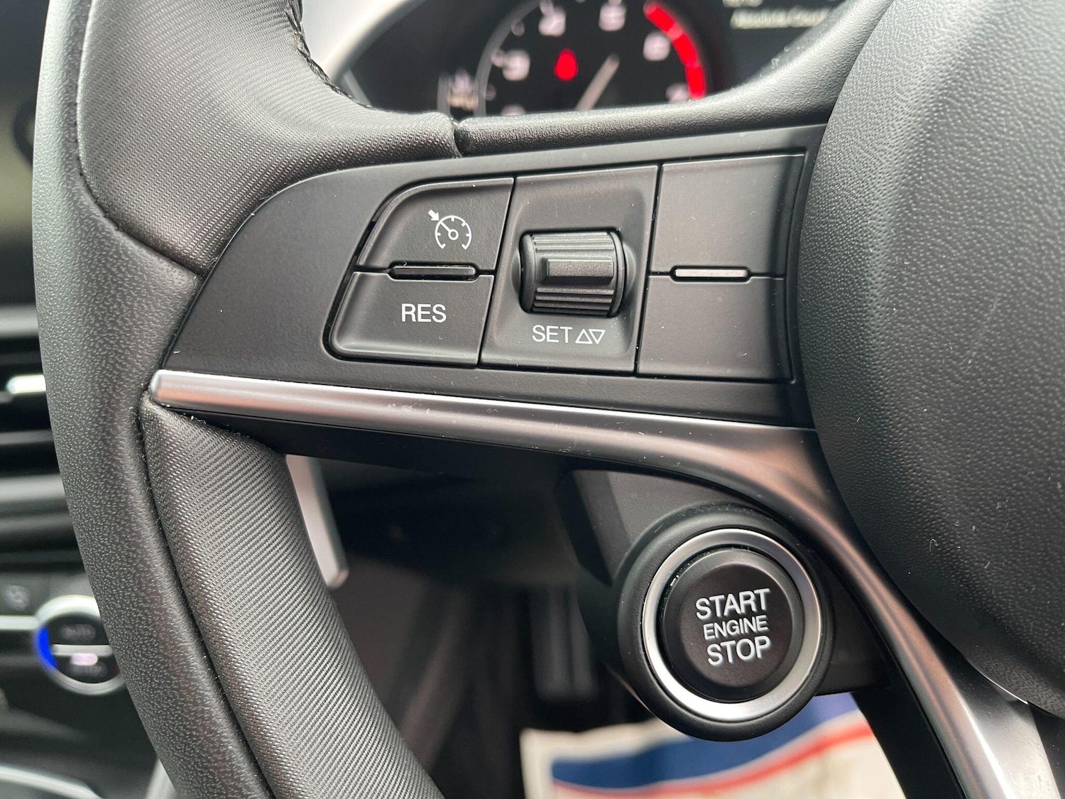 Used Alfa Romeo Giulia 2017 for sale - 77978201: Photo 40