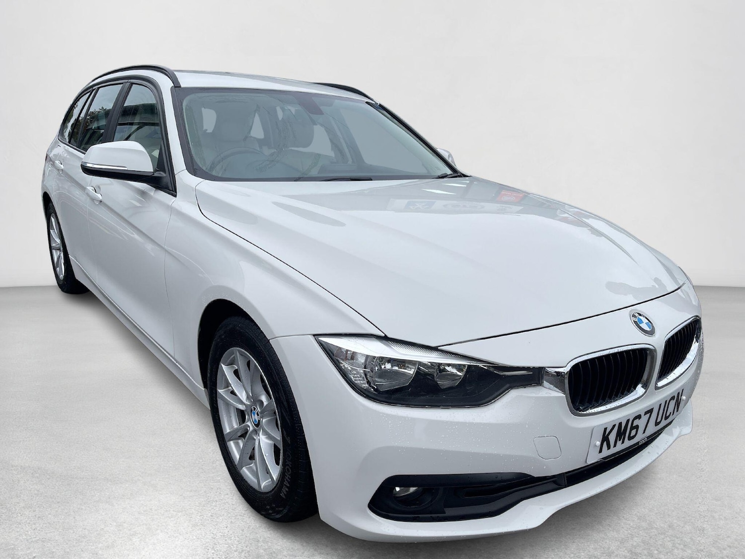 Used BMW 3 Series 2017 for sale - 76446880: Photo 1