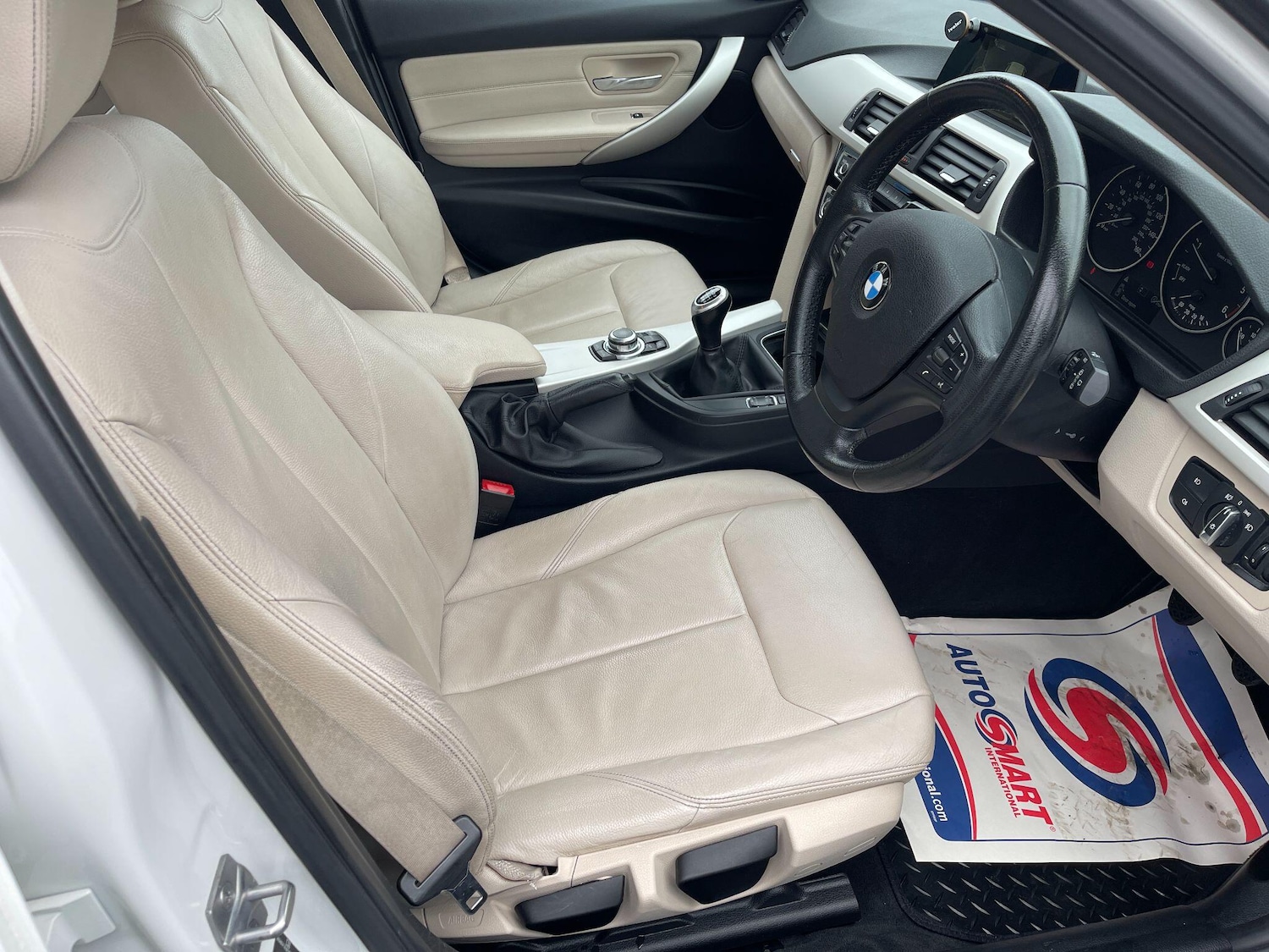 Used BMW 3 Series 2017 for sale - 76446880: Photo 23