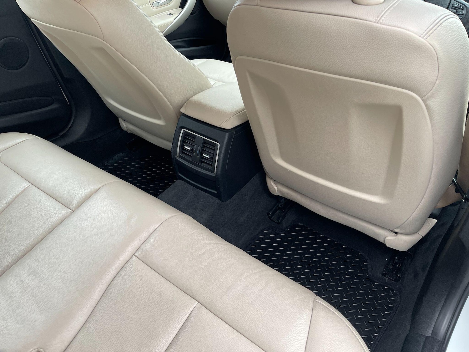 Used BMW 3 Series 2017 for sale - 76446880: Photo 28