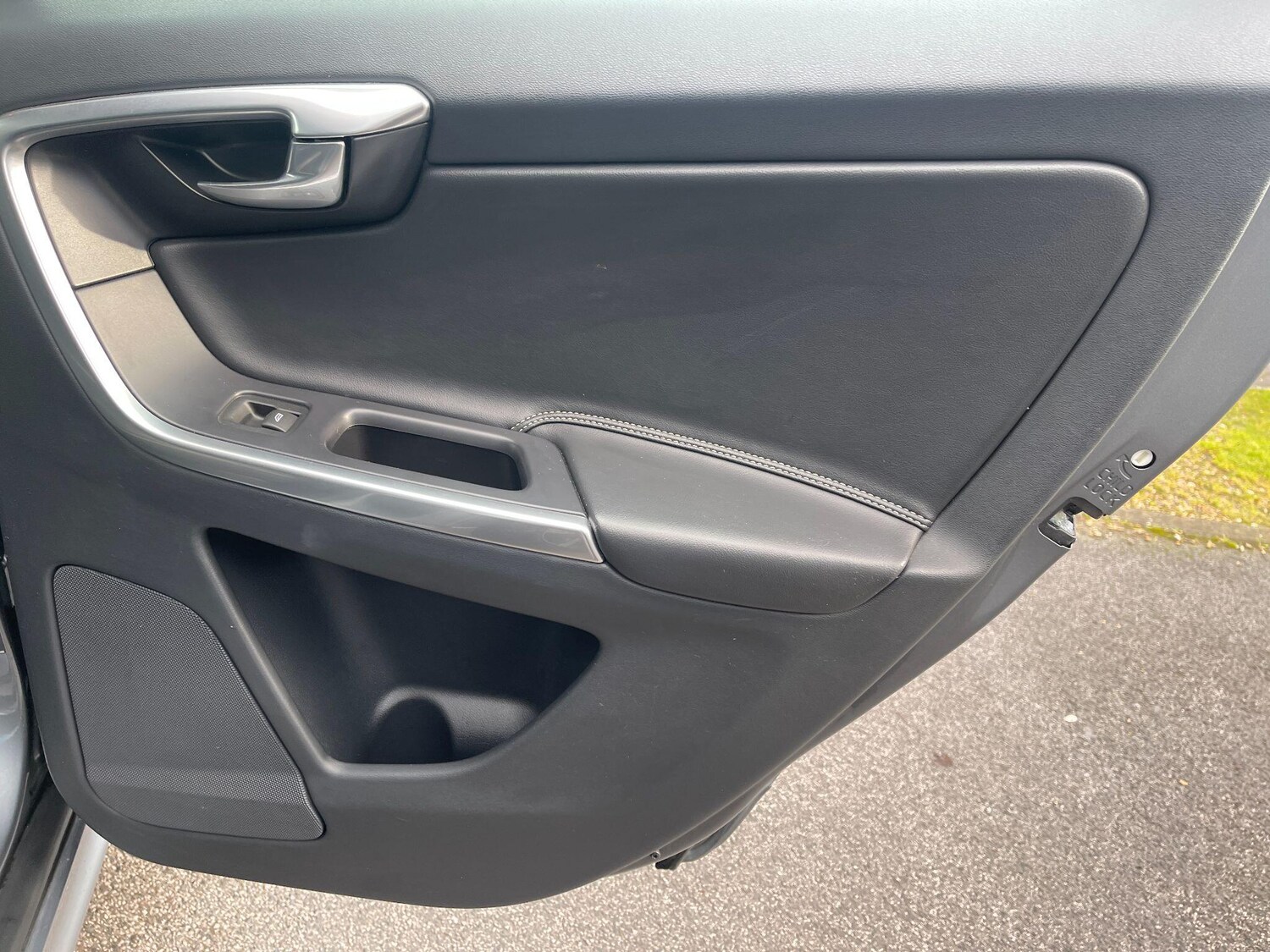 Used Volvo XC60 2017 for sale - 77440685: Photo 21