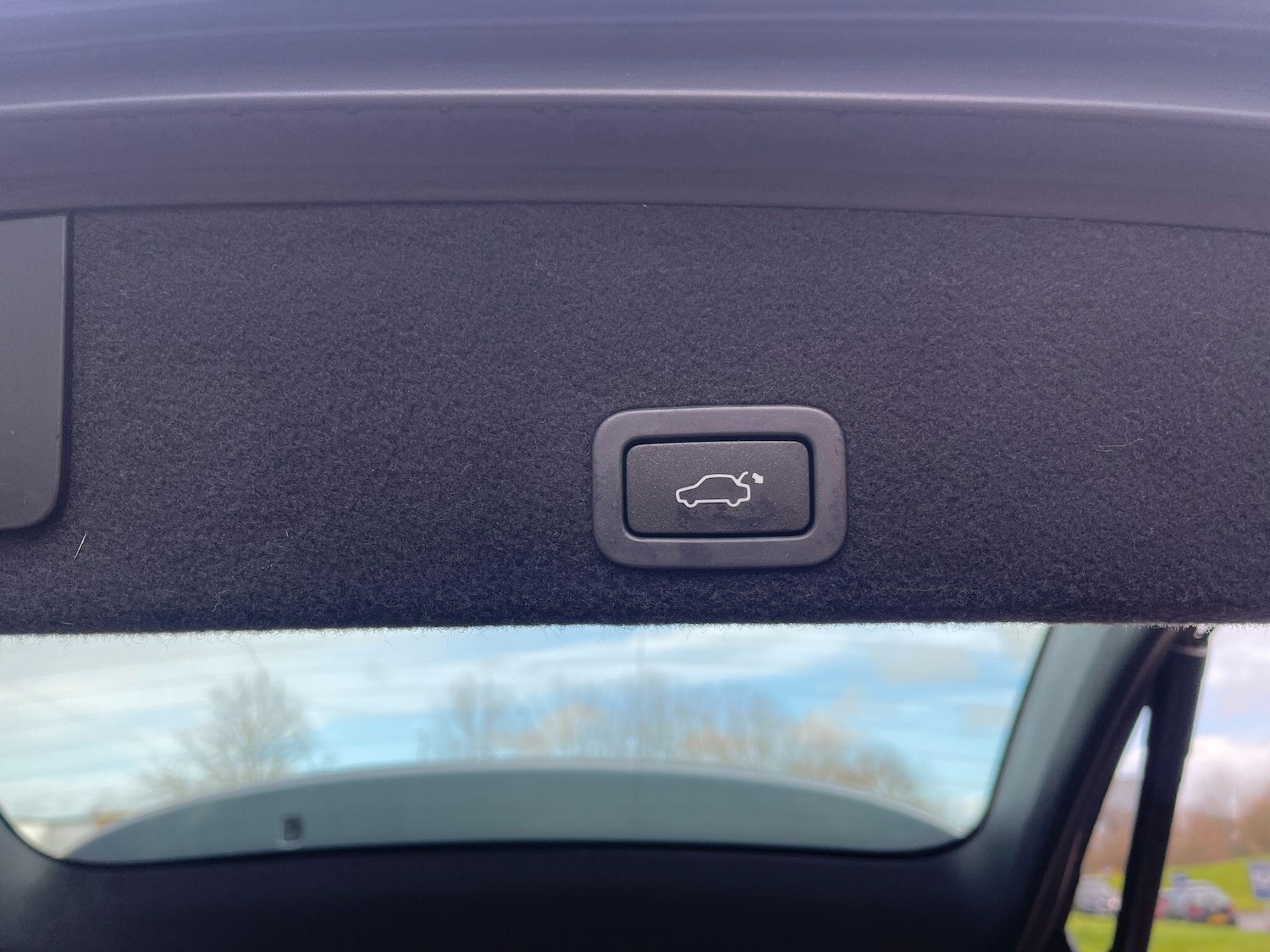 Used Volvo XC60 2017 for sale - 77440685: Photo 27