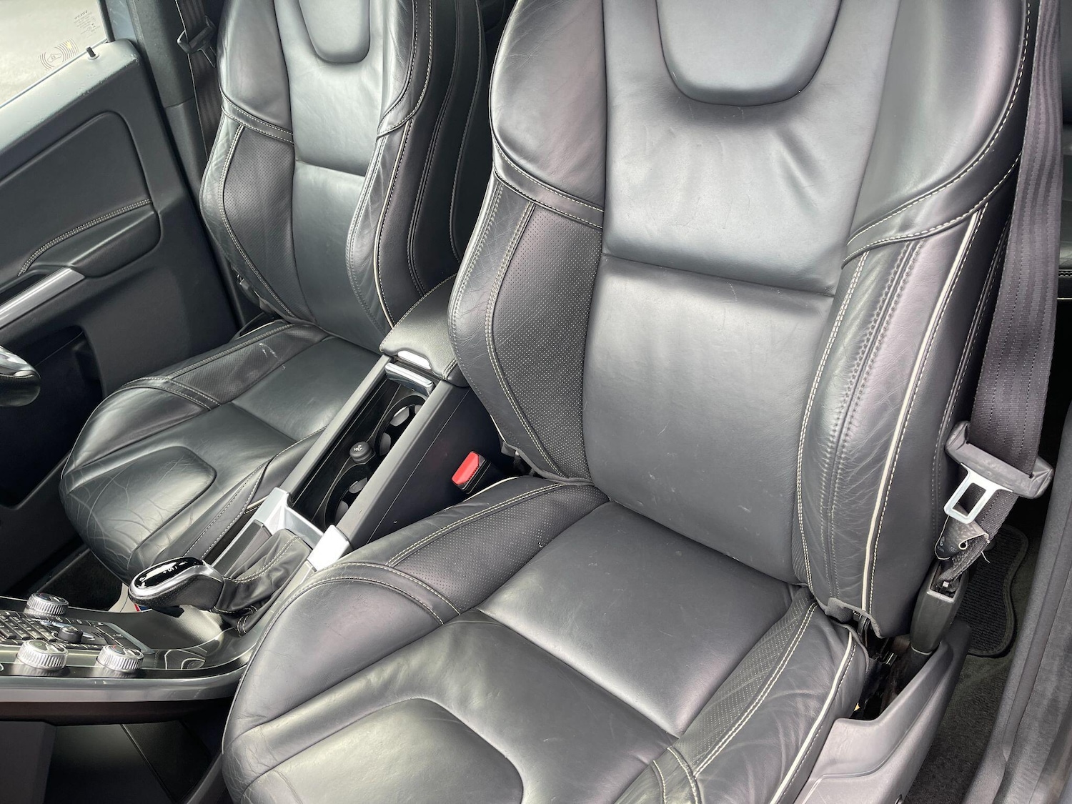 Used Volvo XC60 2017 for sale - 77440685: Photo 34