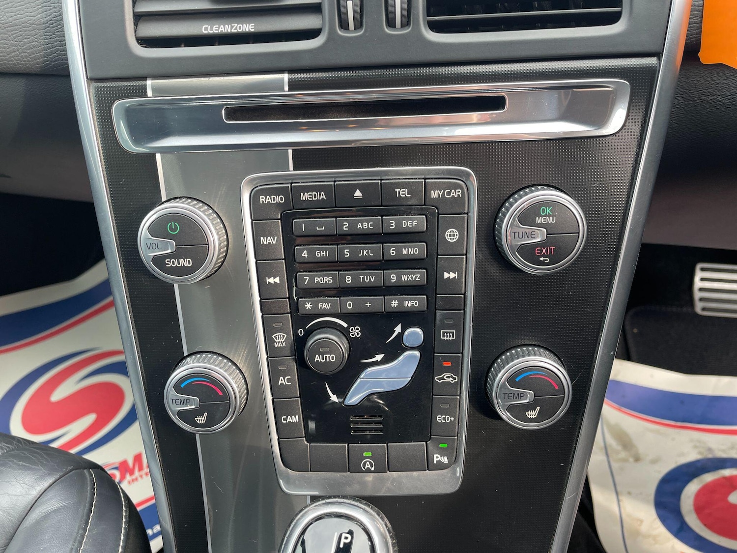 Used Volvo XC60 2017 for sale - 77440685: Photo 36