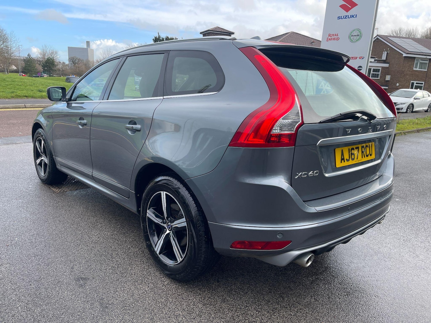 Used Volvo XC60 2017 for sale - 77440685: Photo 5