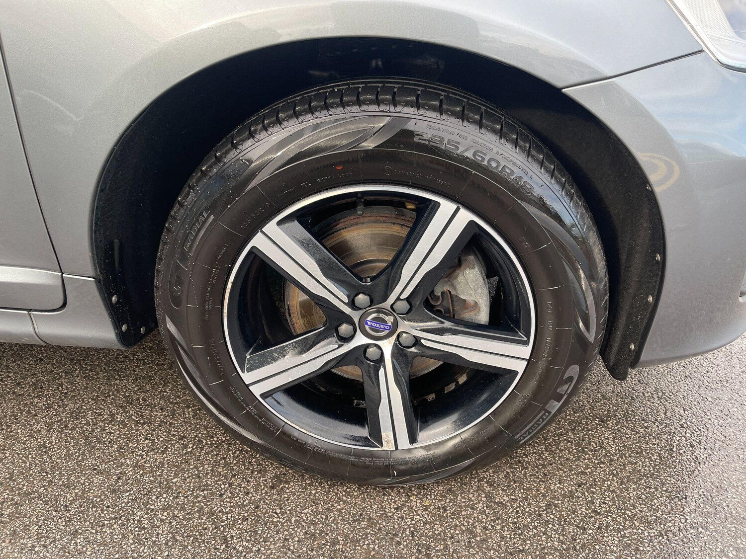 Used Volvo XC60 2017 for sale - 77440685: Photo 8