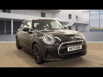 (71) - Cooper SE 32.6kWh Level 2 Auto 3dr